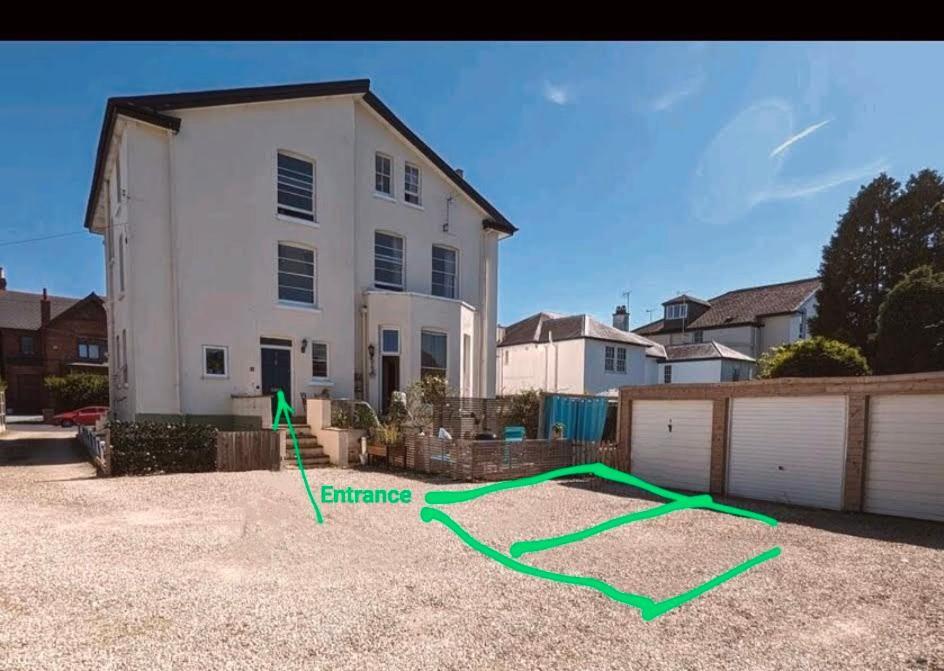 Cotswold Vip Regency